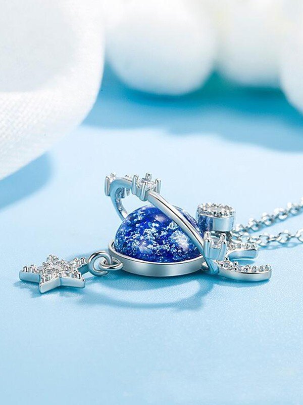 Mi universo eres tú - Collar celestial con estrella y luna